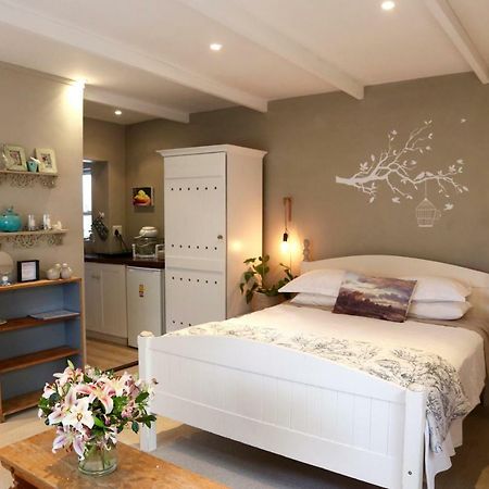 The Birdhouse Apartment Cape Town Bagian luar foto