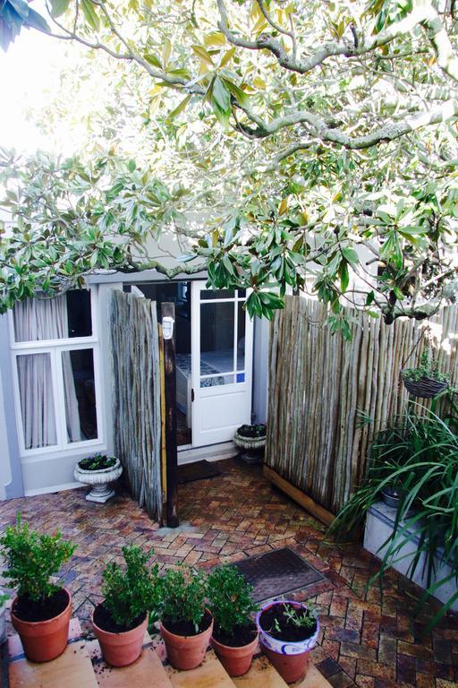 The Birdhouse Apartment Cape Town Bagian luar foto